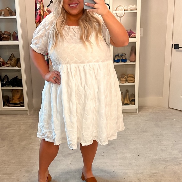 Dresses & Skirts - Shop impressions white dress with pockets